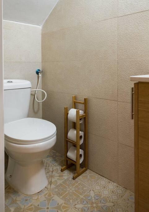 Ovadia Somech #1 Apartment Jerusalem Exterior photo